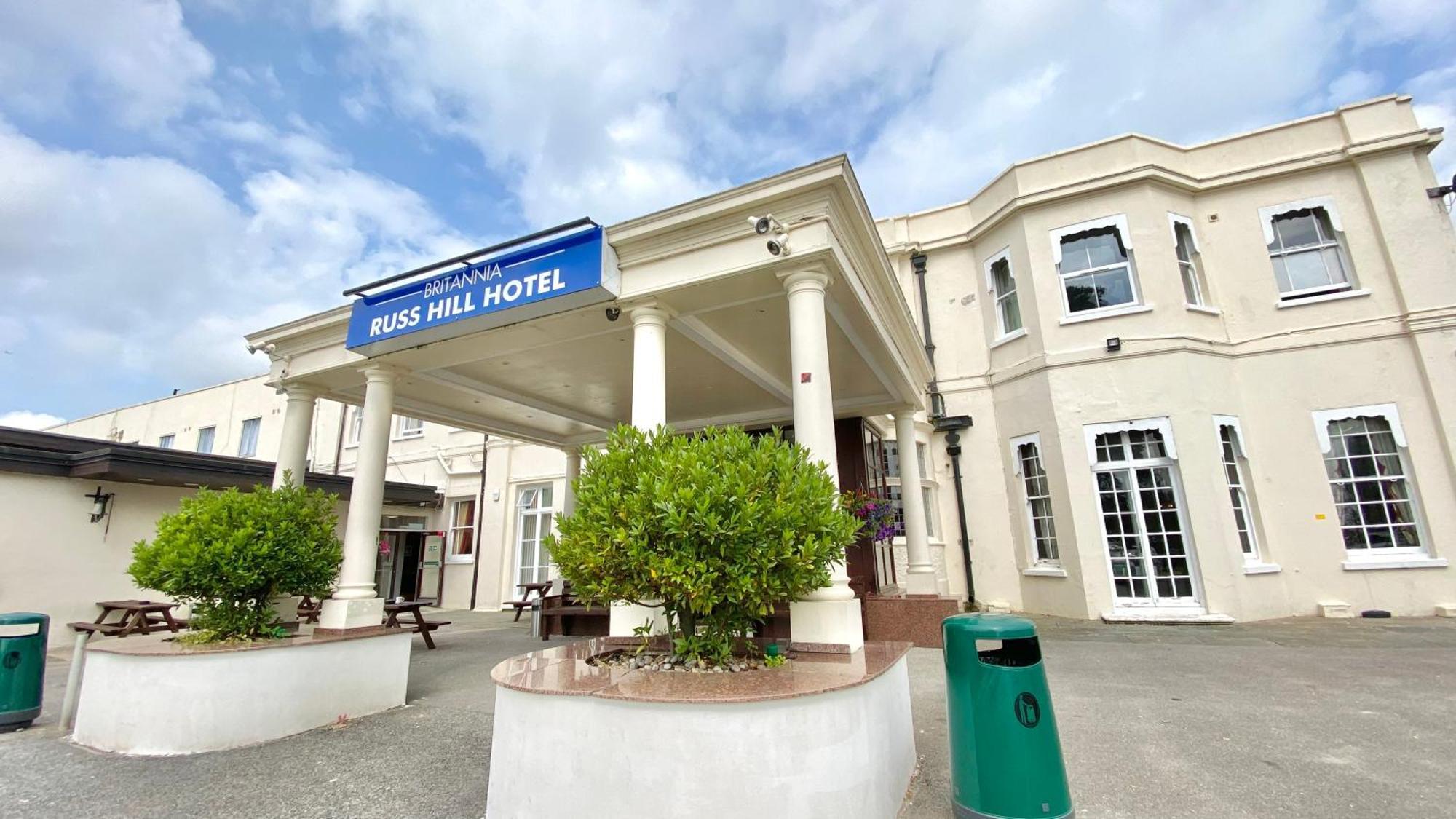Russ Hill Hotel Charlwood Kültér fotó