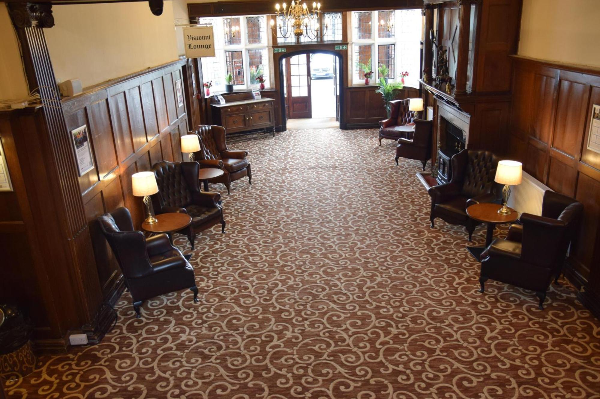 Russ Hill Hotel Charlwood Kültér fotó