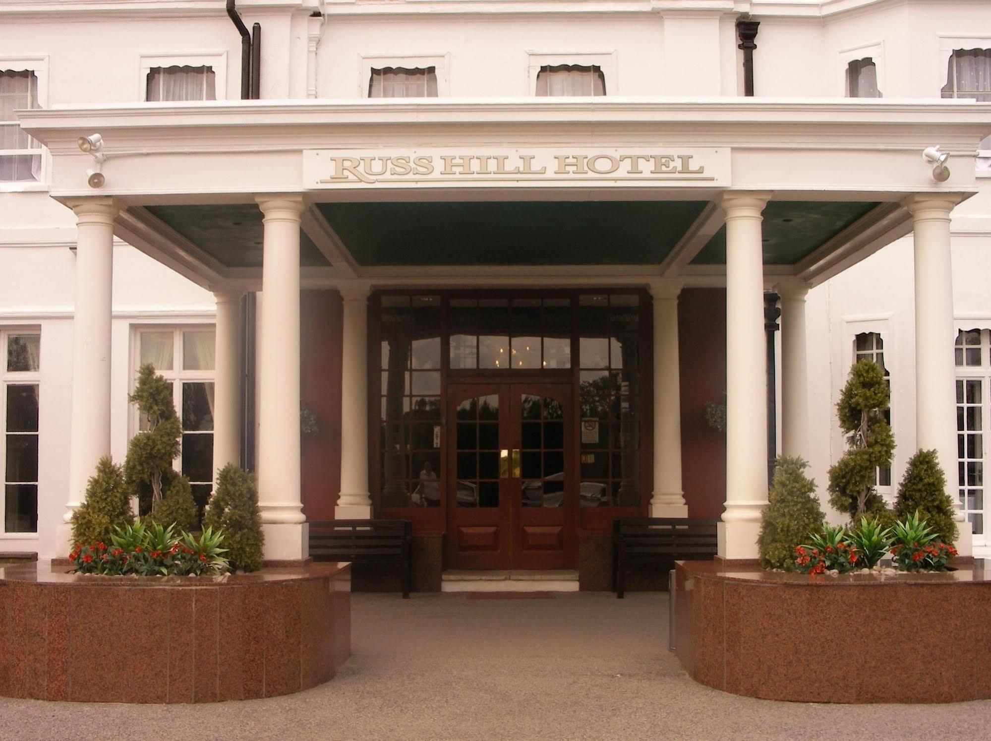 Russ Hill Hotel Charlwood Kültér fotó