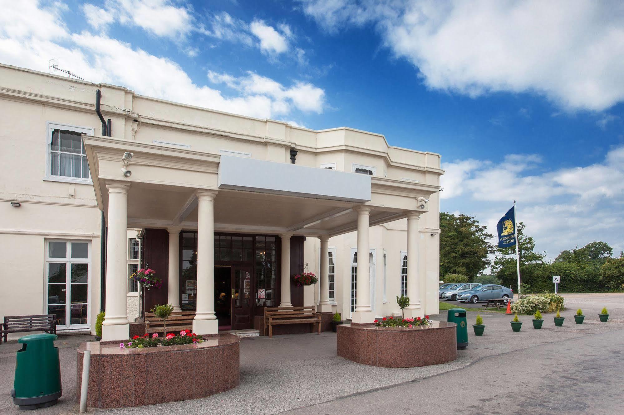 Russ Hill Hotel Charlwood Kültér fotó